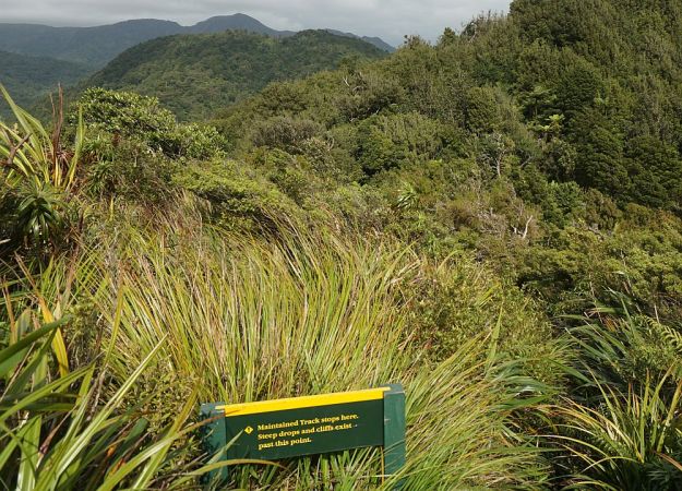 DSC01231_Tuahu_SentinelRock