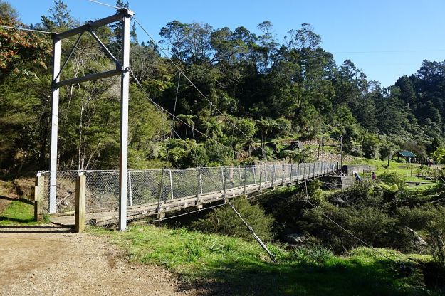 DSC01600_Karangahake_OwharoaFalls