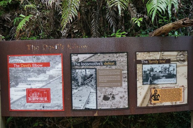 DSC03929_WaitawhetaTramway